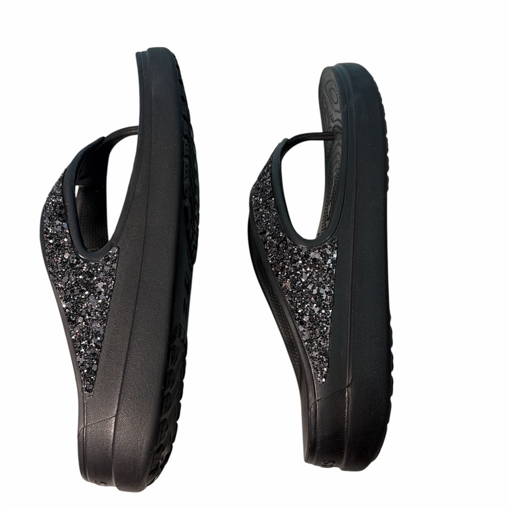 Women’s Crocs Sloane Black/Glitter Flip Flop Platform Sandals Sz 8 - Picture 2 of 9